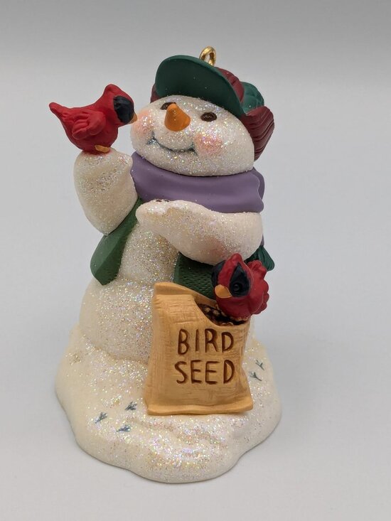 Hallmark Keepsake Snow Buddies 2000, 3rd in Series Christmas Ornament - Picture 1 of 11